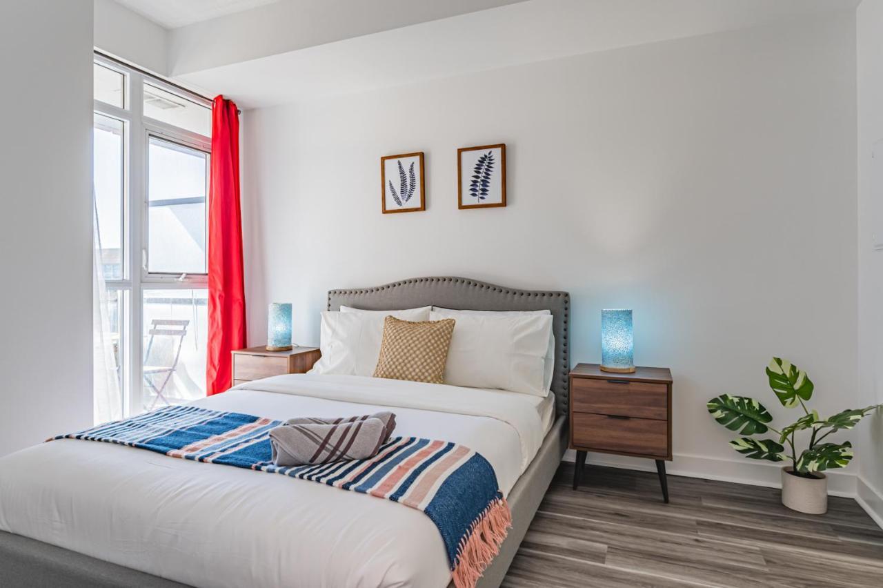 Leckie Luxurious Suites Toronto Bagian luar foto