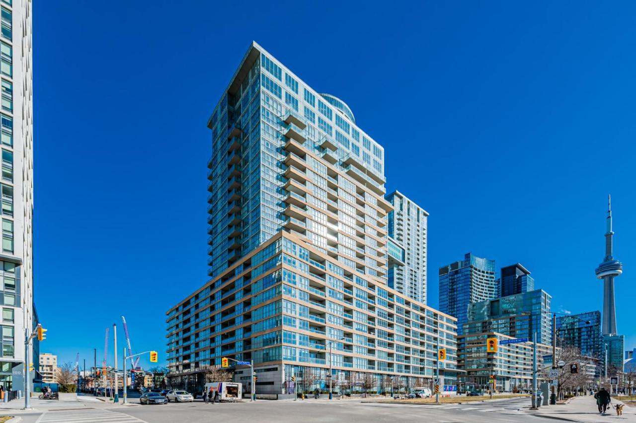 Leckie Luxurious Suites Toronto Bagian luar foto